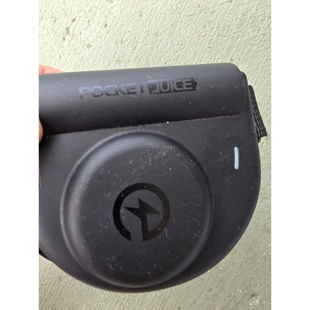 Pocket Juice 5000mAh Portable Power Bank USB-C Built-in Cable Black 30123 Z1